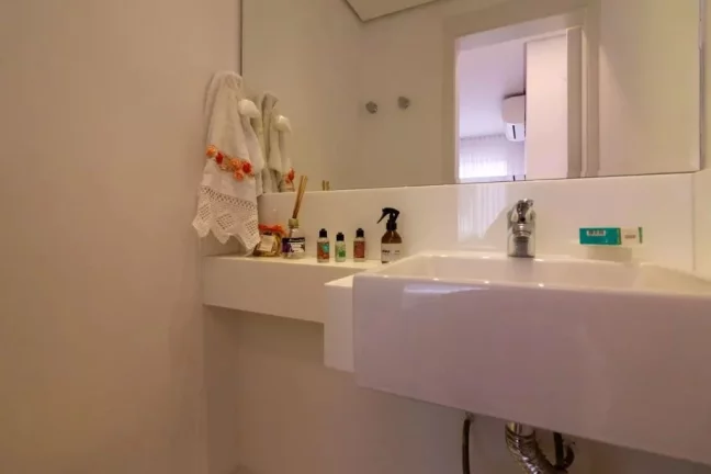 Imagem Apartamento Reformado 2 Quartos 1 Suíte 60m² Condomínio Completo Lavanderia Inclusa - Venda ou Locação - Vila Nova Conceição - São Paulo/SP - AP19037