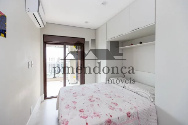 Imagem Cobertura com vista livre para a Marginal Pinheiros e um pôr do sol de tirar o fôlego. São 189m²...