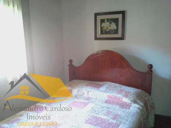 Imagem Vendo Casa na Chácara com 2 Quartos