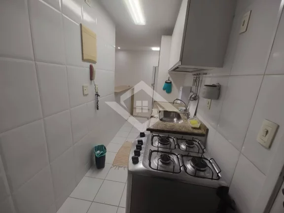 Imagem Apartamento com Varandão e 3 Quartos – Rua Queiroz Junior, 19