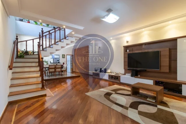 Imagem Casa à venda em São Paulo-SP na Vila Clementino com 3 quartos, 3 suítes, 2 salas, 5 banheiros, 2 vagas, 248 m².