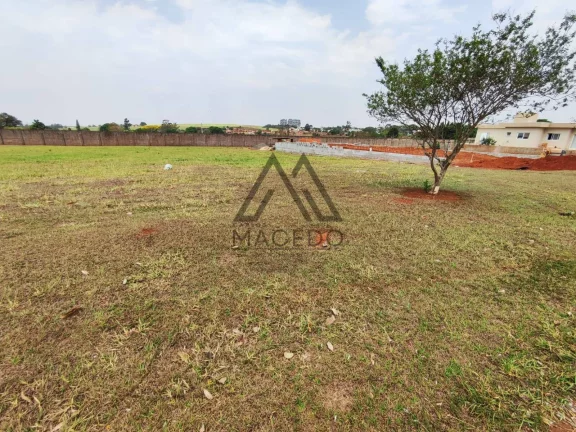 Imagem Lote 1.012m² pronto para construir - Condomínio Fechado - Cesário Lange/SP