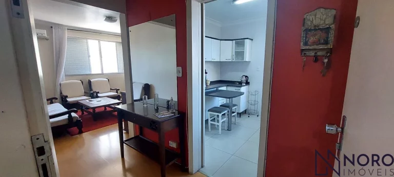 Imagem Apartamento com 2 dormitórios + dependência completa e 1 vaga de garagem na Andr