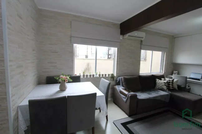 Imagem Apto duplex de 02 dorm. na Rua dos Andradas, Centro Histórico, Porto Alegre/RS.