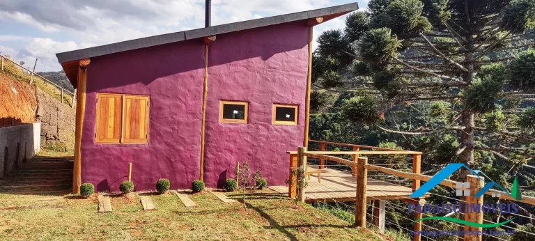 Imagem Charmoso Chalé em Gonçalves – Um Refúgio de Conforto e Beleza!