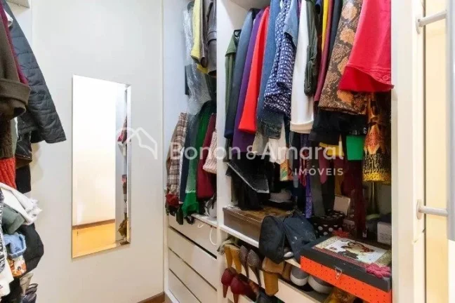Imagem Apartamento com 3 Quartos à venda na Vila Itapura em Campinas - SP.

Lindo e amplo imóvel à venda...