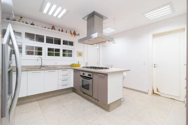 Imagem Casa 5 suites Campo Comprido