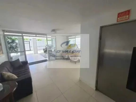 Imagem Vendo Apartamento com 77m², Mobiliado, 3 quartos s/ 2 suítes, sala p/ 2 ambientes e 1 vaga