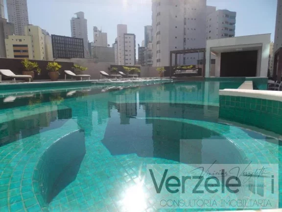 Imagem Apartamento 4 ou + dormitórios para Venda em Balneário Camboriú / SC no bairro Centro