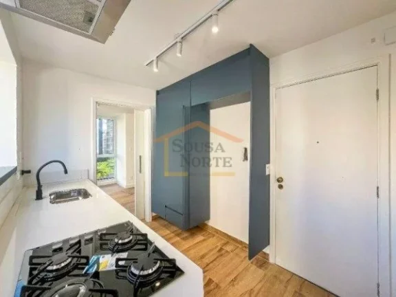 Imagem Apartamento de 188m², reformado, com 3 dormitórios sendo 2 suítes e 1 vaga de garagem. Possui sal...