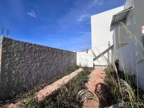 Imagem Apartamento à Venda no Residencial Sorriso em Patos de Minas-MG – 2 Quartos e 74m²