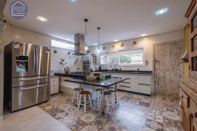 Imagem Casa 4 dormitórios!