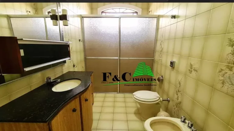 Imagem Casa para Venda em Limeira, Centro, 4 dormitórios, 2 suítes, 3 banheiros, 4 vagas