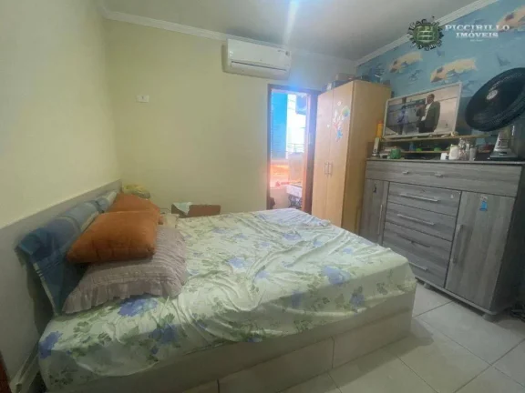Imagem Sobrado com 3 dormitórios à venda, 110 m² por R$ 680.000,00 - Vila Guilhermina - Praia Grande/SP