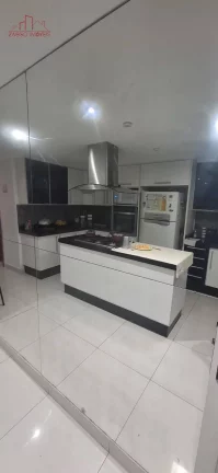 Imagem Casa impecável no condomínio Villa Bella Horto do Ypê