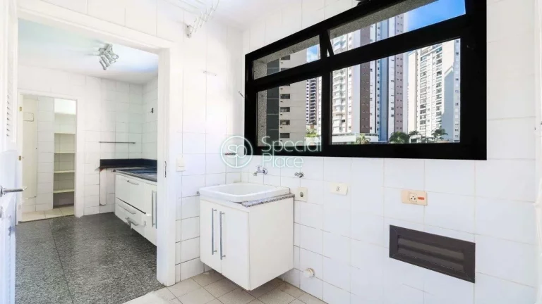 Imagem Excelente apartamento com 140mÂ² na Vila Andrade, Morumbi. Amplo living com lareira e terraÃ§o espaÃ...