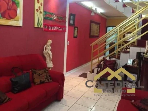 Imagem Sobrado com 4 dormitórios e 4 suítes no centro de Jundiaí - SP