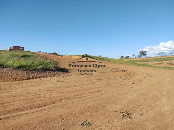 Imagem Terreno em Condomínio à venda em Guaratinguetá/SP