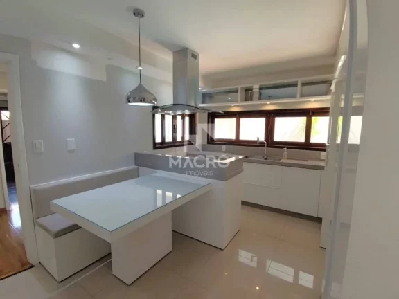 Imagem Casa no Champagnat | Amizade | 299m²