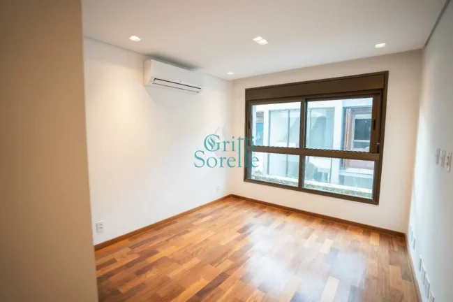 Imagem Casa de condomínio à Venda em Alto da Boa Vista - São Paulo/SP.