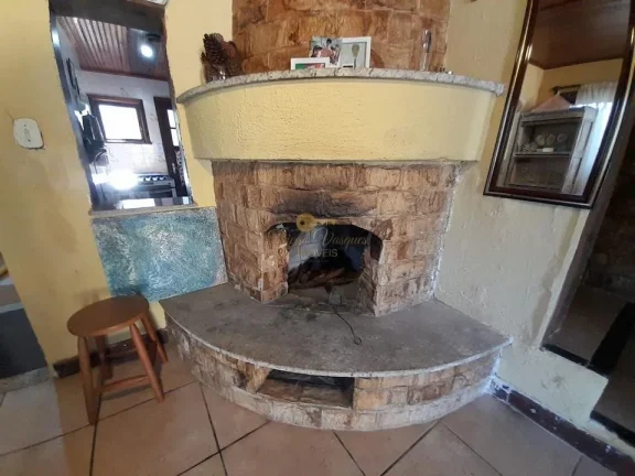 Imagem Casa em Condomínio para Venda em Teresópolis / RJ no bairro Colônia Alpina