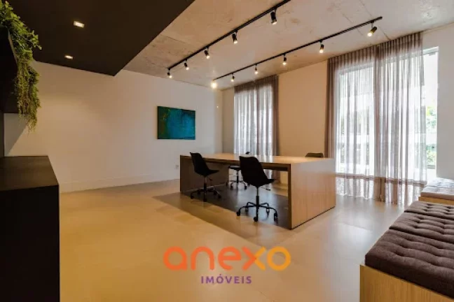 Imagem Apartamento para locação em Blumenau com 1 dormitório e área de lazer, no Edifício Punta Carena.