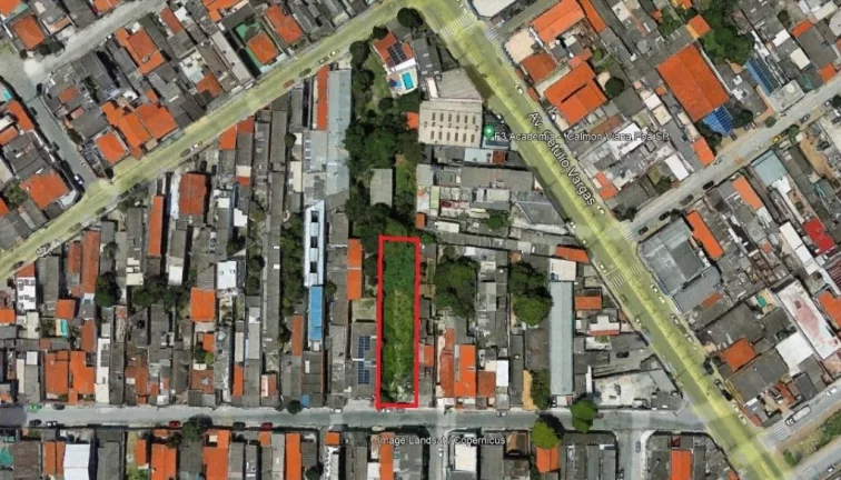 Imagem Terreno, 702 m² - venda por R$ 780.000,00 ou aluguel por R$ 3.340,35/mês - Calmon Viana - Poá/SP