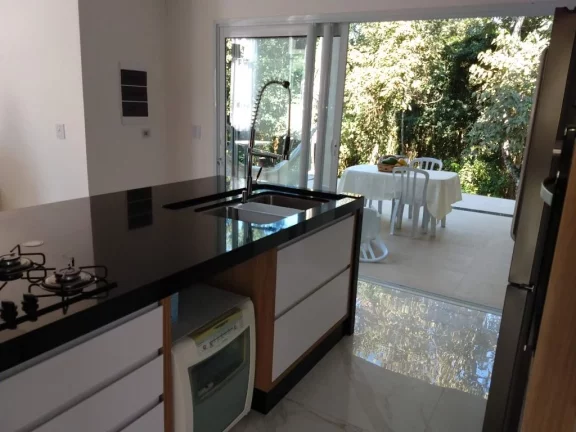 Imagem Sobrado com 3 dormitórios à venda, 320 m² por R$ 2.500.000,00 - Parque Residencial Itapeti - Mogi das Cruzes/SP