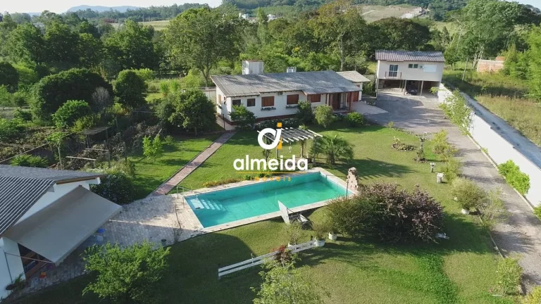 Casa 5 dormitórios à venda Tomazetti Santa Maria/RS