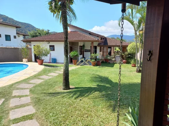 Imagem LINDA CASA EM CONDOMINIO FECHADO COM SEGURANÇA, LAGO E RIOS...