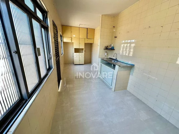 Imagem Casa à venda, 274 m² por R$ 650.000 - Centro - Itumbiara/GO