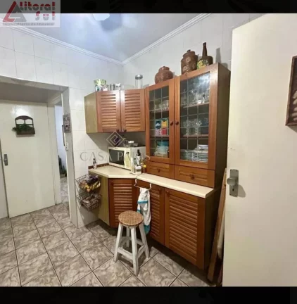 Imagem Apartamento à venda na Guilhermina, Praia Grande-SP: 2 quartos, 1 sala, 1 banheiro, 1 vaga, 70m². Confira!