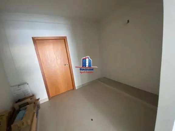 Imagem Sobrado 3 Suítes à Venda no Residencial Gaivota I