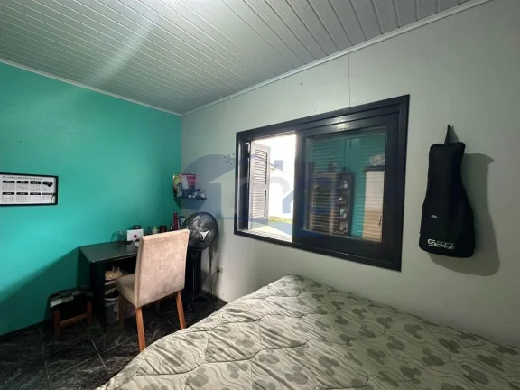 Imagem Casa á venda com 4 dormitórios no Igra Sul em Torres/RS