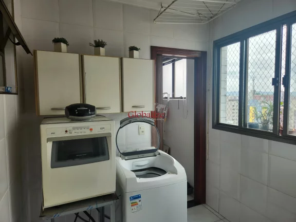 Imagem Apartamento com 2 dormitórios (1 suíte), no Embaré à venda por R$700.000,00.