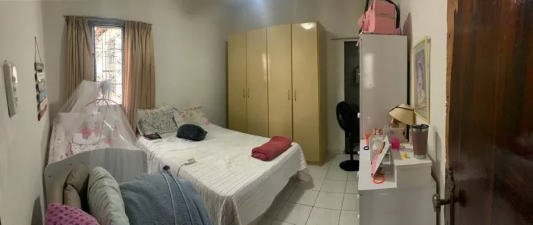 Imagem Casa de Rua Pública à Venda no Ponto Novo - 5 Quartos - 2 Suítes