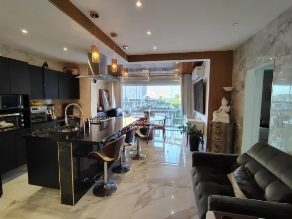 Imperdível! Apartamento de 2 quartos com suíte e 2 vagas de garagem em Pitangueiras, Guarujá-SP - 78m² de conforto e elegância!