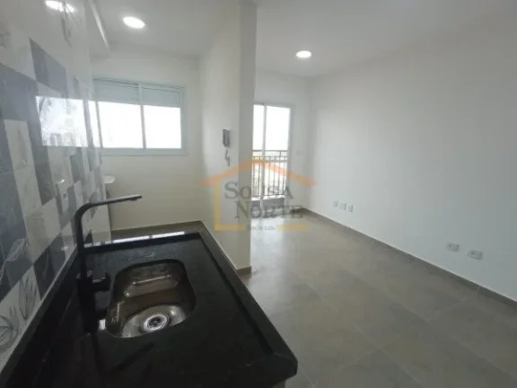 Imagem Apartamento com 40m² com 2 dormitórios, 1 banheiro, sala para dois ambientes, varanda, cozinha com...
