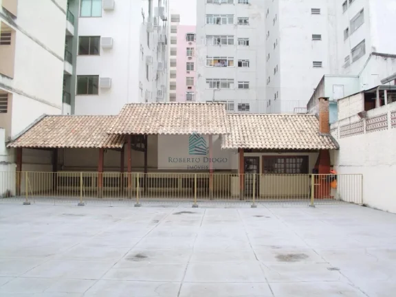 Imagem Imóvel à venda em Icaraí, Niterói-RJ: Apartamento de 3 quartos com suíte, sala ampla e vaga de garagem. Venha conferir!