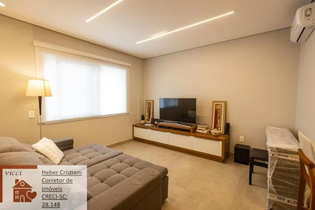 Imagem Lindo Triplex - 50 mts da Praia