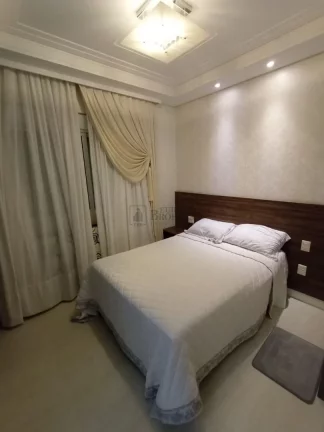 Imagem Apartamento Quadra Mar com 3 suítes à venda no Centro de Balneário Camboriú/SC