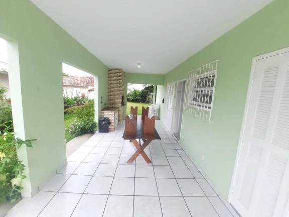 Imagem Casa à Venda, 200m2, 4 Dormitórios(1S), Daniela, Florianópolis/SC