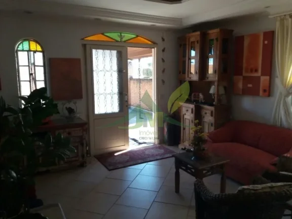 Imagem Belissíma Casa em Atibaia próximo da Al. Lucas