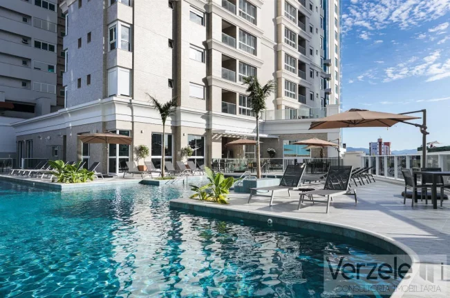 Imagem Apartamento 3 dormitórios para Venda em Balneário Camboriú / SC no bairro Centro