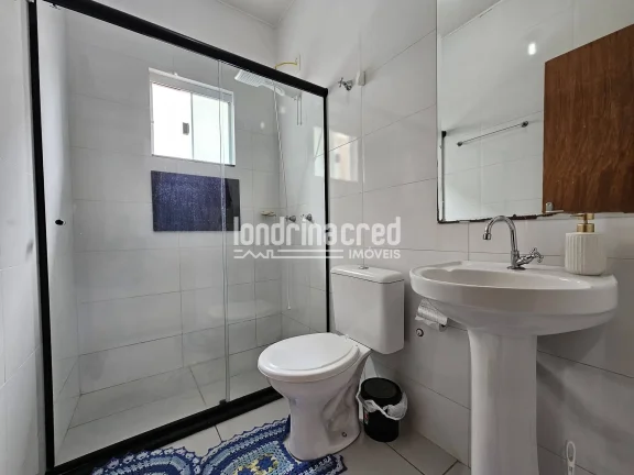 Imagem Casa à venda no Jardim São Paulo 2 – 2 quartos, cozinha planejada, área gourmet com churrasqueira e garagem coberta. Conforto e praticidade em Londrina!