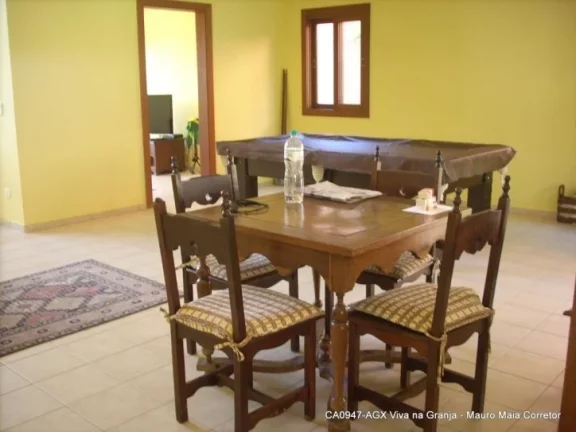 Imagem Casa com 3 dormitórios à venda, 285 m² por R$ 1.350.000,00 - Granja Viana - Carapicuíba/SP