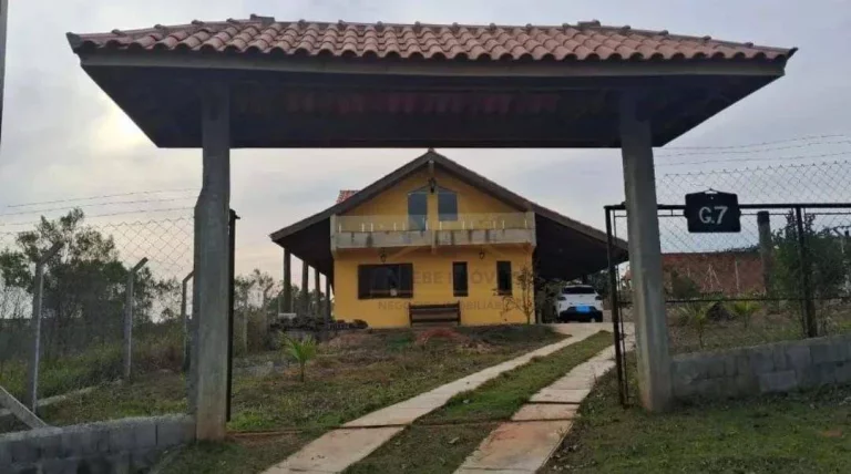 Imagem Chácara com 3 dormitórios à venda, 1000 m² por R$ 440.000,00 - Jardim Porto - Capela do Alto/SP