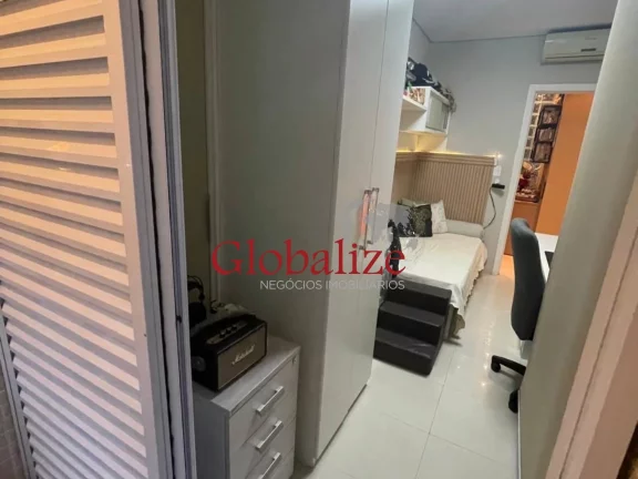 Imagem Apartamento à venda no Embaré por R$980.000,00 com 2 dormitórios (1 suíte), dependência e 2 vagas de garagem!!!