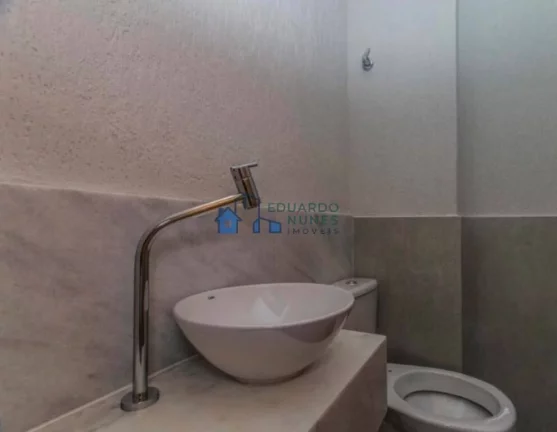 Imagem PRÉDIO EM EXCELENTE LOCALIZAÇÃO, LUXUOSO.