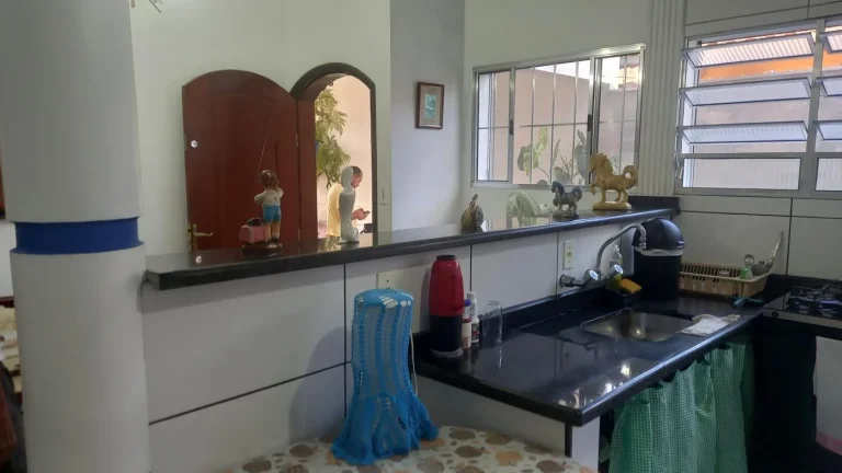 Imagem Casa para Venda em Itanhaém, Suarão, 2 dormitórios, 1 banheiro, 2 vagas